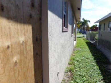 2209 Forrest St, Hollywood, FL 33020 - photo 5