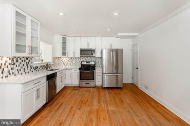 215 Sipple Ave, Nottingham, MD 21236 - photo 4