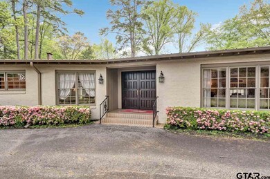 2834 2834 S Broadway Ave, Tyler, TX 75701 - photo 2