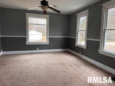 306 E Prairie St, Franklin, IL 62638 - photo 3