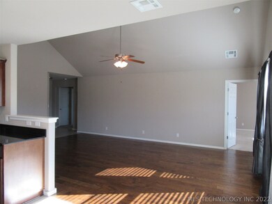 unlisted-address, Broken Arrow, OK 74012 - photo 6