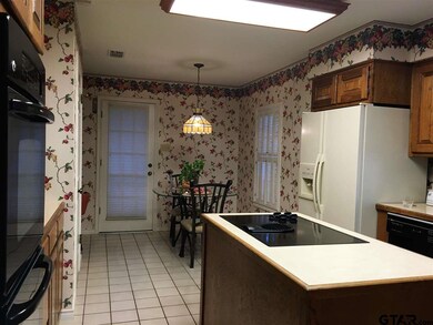 3805 3805 Silverwood, Tyler, TX 75701 - photo 7