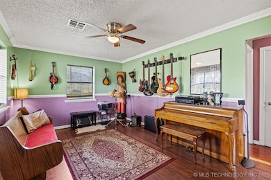 627 S Franklin St, Colbert, OK 74733 - photo 4