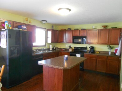 1003 Tenbrook Place, Columbus, OH 43228 - photo 4