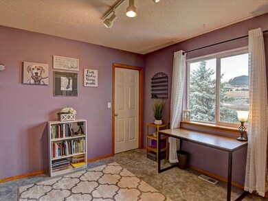 905 E Seamon Rd, Tekoa, WA 99033 - photo 7