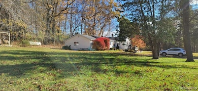 1401 Granger Rd, Ortonville, MI 48462 - photo 4