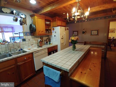 509 S Ridgeway Ave, Glenolden, PA 19036 - photo 3