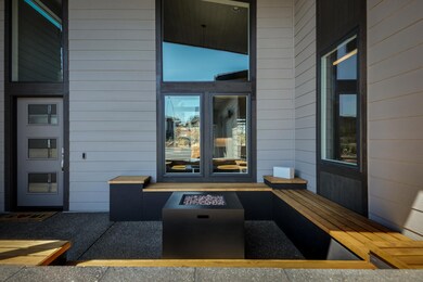 3723 SW 47th St, Redmond, OR 97756 - photo 5