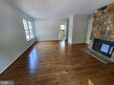 10264 Quiet Pond Terrace, Burke, VA 22015 - photo 7