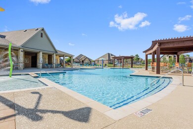 1002 Birkdale Dr, Justin, TX 76247 - photo 6