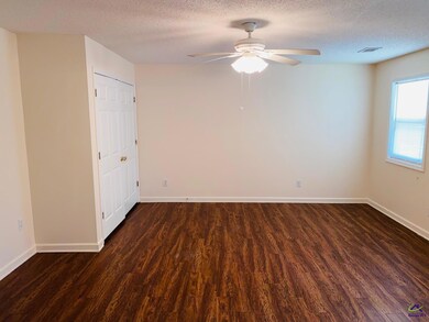 1107 2nd St unit . 1, Perry, GA 31069 - photo 5