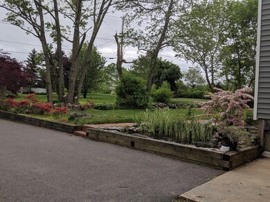 150 Curve St, Bridgewater, MA 02324 - photo 5