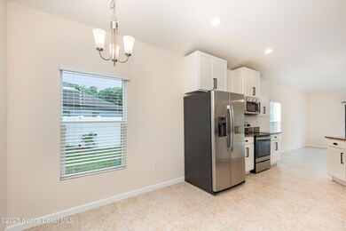 5352 Radiance Ct, Cocoa, FL 32926 - photo 7
