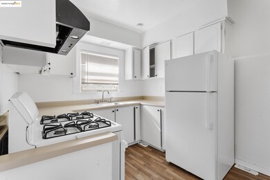 815 Main St, Suisun City, CA 94585 - photo 5