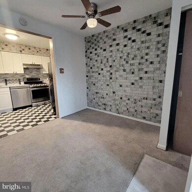 9175 Hitching Post Ln unit D, Laurel, MD 20723 - photo 4