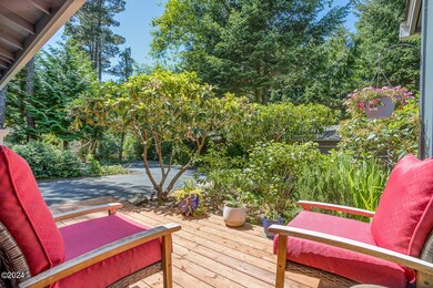 Sunny Deck