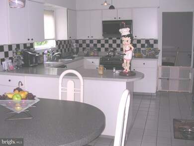 unlisted-address, Lafayette Hill, PA 19444 - photo 7