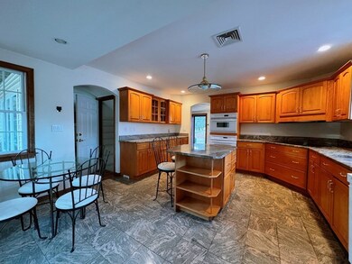 70 Nashua St, Woburn, MA 01801 - photo 3