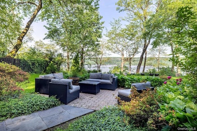 Highpoint on the Hudson unit 7B, Bronx, NY 10463 - photo 5