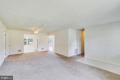 35731 Golf Course Dr, Mechanicsville, MD 20659 - photo 7