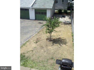 104 N Llanwellyn Ave, Glenolden, PA 19036 - photo 2