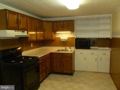 735 Flint Hill Rd, King of Prussia, PA 19406 - photo 3