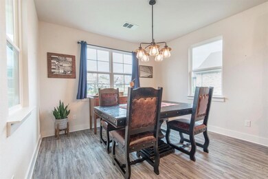 1350 Greenfield St, Gainesville, TX 76240 - photo 5