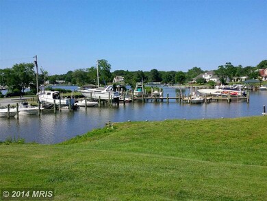 1643 Chesapeake Ln, Edgewater, MD 21037 - photo 2