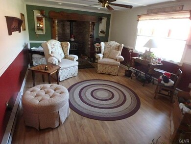 5407 Summit St, Whitehall, PA 18052 - photo 5