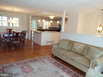 628 Fern Way, Sykesville, MD 21784 - photo 7