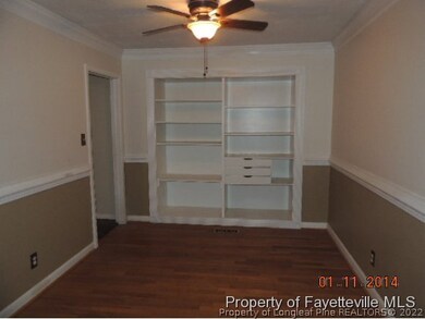 427 Mcrae Dr, Fayetteville, NC 28305 - photo 7