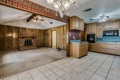 2017 Knoxville Dr, Bedford, TX 76022 - photo 5