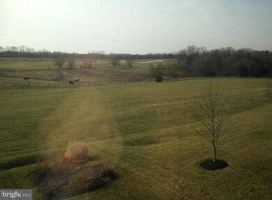 813 Shannon Dr N, Greencastle, PA 17225 - photo 5