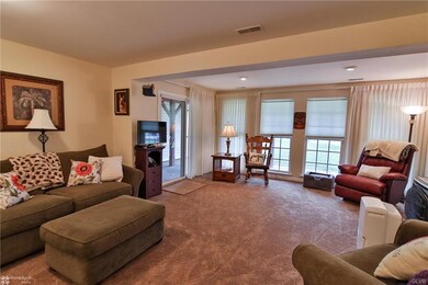 4072 Tournament Ct, Center Valley, PA 18034 - photo 6