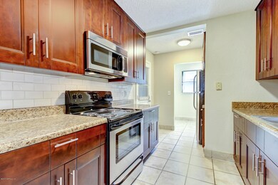 6642 Lucente Dr, Jacksonville, FL 32210 - photo 2