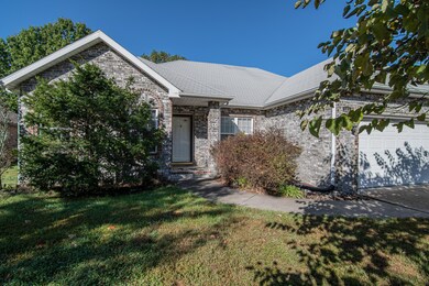 509ChapelHillCtNixa-1Exteriors(4)