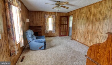 1736 Stoneburner Rd, Edinburg, VA 22824 - photo 7