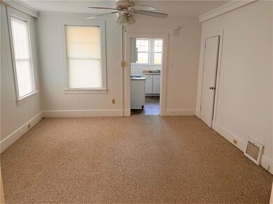 720 Chestnut St unit 722, Latrobe, PA 15650 - photo 4