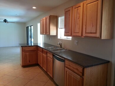 35th pl kitchen 3