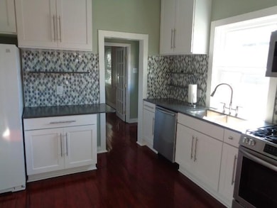 525 Derbigny St, Gretna, LA 70053 - photo 7