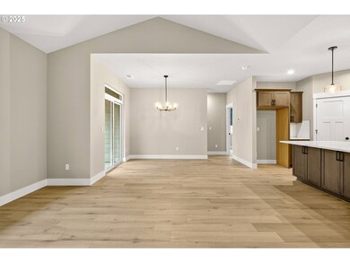 3329 NE Justus Ave unit 74, Estacada, OR 97023 - photo 5