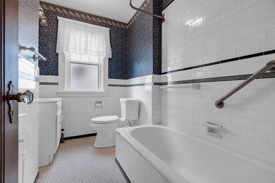 98-100 Lake St unit 98, Arlington, MA 02474 - photo 7