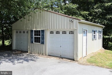 70 Mcewen Ln, Elverson, PA 19520 - photo 3