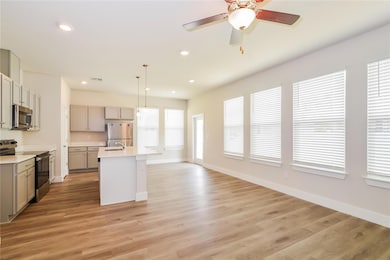 332 Whiteheart Dr, Deland, FL 32724 - photo 3