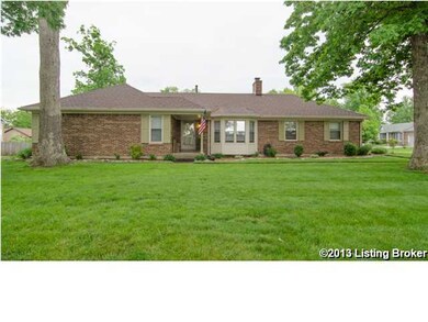 7705 Apple Valley Dr, Louisville, KY 40228 - photo 4