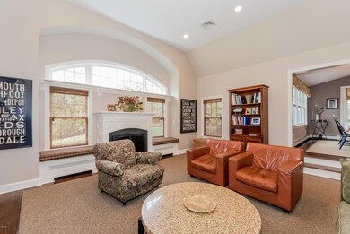007-Family_Room-804735-print