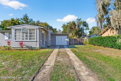 825 Gates St, Jacksonville, FL 32208 - photo 6
