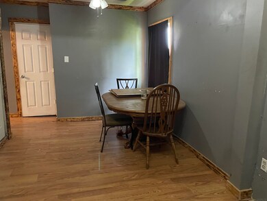 2832 SE Mulberry St, Bluffton, IN 46714 - photo 3