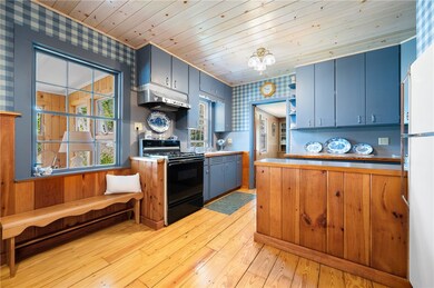 355 Scott Rd, Cumberland, RI 02864 - photo 6