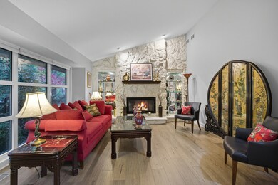 645 Spring Rd, Glenview, IL 60025 - photo 5